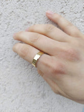 Load image into Gallery viewer, Yellow Gold Estate Band - 14K