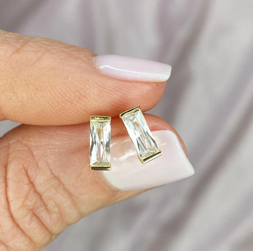 Clear Cubic Zirconia Sparkling Tower Studs