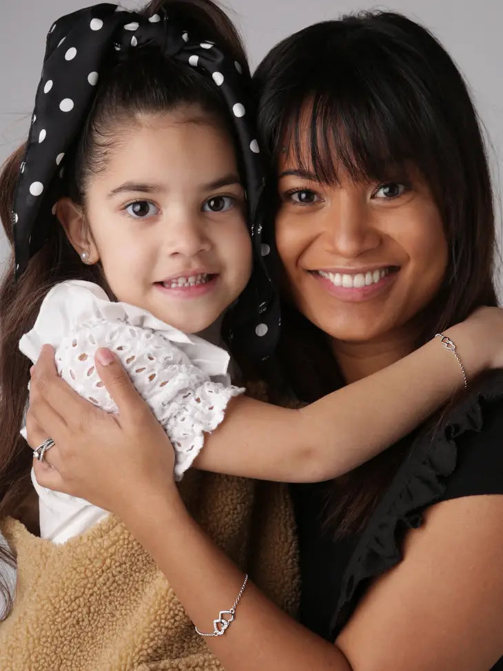 Mom and Me Entwined Heart 2-Piece Bracelet Set – Marie's Jewelry Store