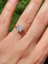 Load image into Gallery viewer, Princess-Cut CZ Estate Ring - 10K Gold