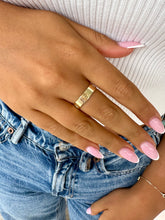 Load image into Gallery viewer, Yellow Gold Estate Band - 14K