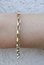 Load image into Gallery viewer, Small Box Link Gold Bracelet - 14K