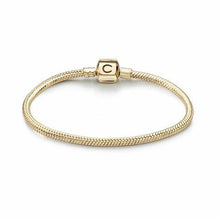 Load image into Gallery viewer, 7.5" 14K Yellow Gold Chamilia Snap Bracelet - Chamilia
