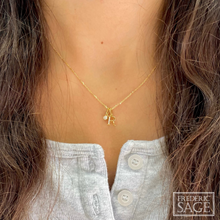 Load image into Gallery viewer, Diamond Pendant &amp; Chain - 14K Yellow Gold