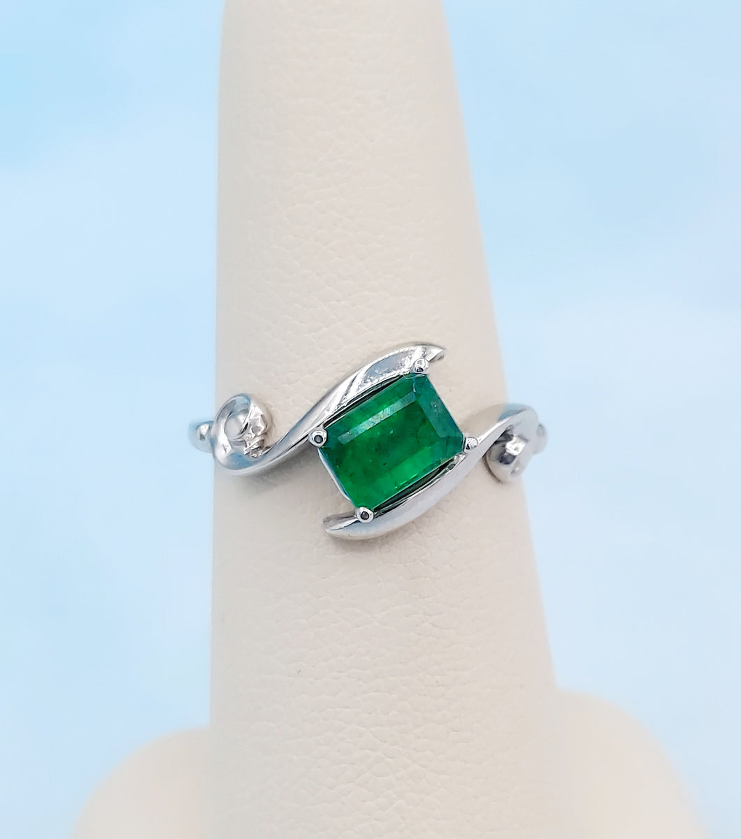 Colombian emerald clearance jewelry store