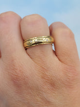 Load image into Gallery viewer, Spinner Diamond Ring - 14K Gold
