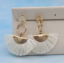 Load image into Gallery viewer, Doorbuster Tassle Earrings