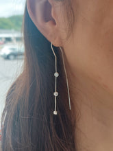 Load image into Gallery viewer, Sterling Silver Polished 3 Bezel Set CZs Threader Earrings