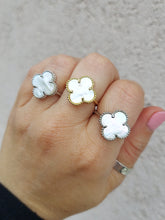 Load image into Gallery viewer, Quatrefoil Mother of Pearl &amp; Silver Ring