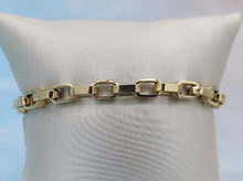 Load image into Gallery viewer, 7 Inch Open Box Bracelet - 14K Yellow Gold