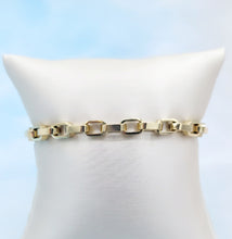 Load image into Gallery viewer, 7 Inch Open Box Bracelet - 14K Yellow Gold