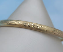 Load image into Gallery viewer, Diamond Cut Baby Bangle Bracelet - 14K Yellow Gold