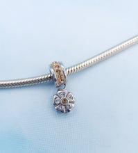 Load image into Gallery viewer, Swarovski Crystal Element Flower Bead - Chelsea Taylor