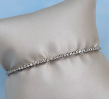 Load image into Gallery viewer, Diamond Flex Bangle - 1 Carat - 14K White Gold