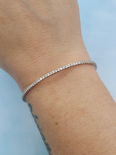 Load image into Gallery viewer, Diamond Flex Bangle - 1 Carat - 14K White Gold
