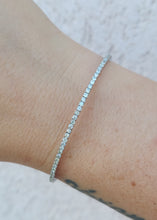 Load image into Gallery viewer, Diamond Flex Bangle - 1 Carat - 14K White Gold
