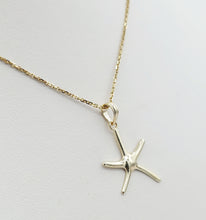 Load image into Gallery viewer, Starfish Pendant &amp; Chain - 14K Yellow Gold