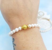 Load image into Gallery viewer, Pearl Friendship Knot Bracelet - Gold Knot - TJazelle