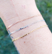 Load image into Gallery viewer, 1.95mm Open Curb Chain Bracelet