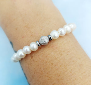 Pearl Friendship Knot Bracelet - Silver Knot - TJazelle