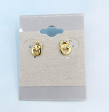 Load image into Gallery viewer, Double Circle Interlocking Stud Earrings