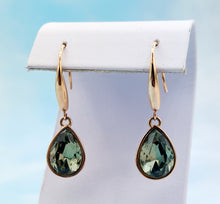 Load image into Gallery viewer, Gray Teardrop Crystal &amp; Rose Gold Plated Drop Earrings