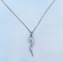 Load image into Gallery viewer, Italian Horn on 24" Chain - Sterling Silver