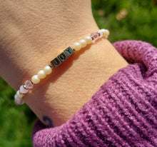 Load image into Gallery viewer, Joy - Little Words Project Bracelet