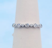 Load image into Gallery viewer, .26 Carat Bubble Diamond Skinny Band - 14K White Gold