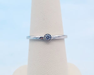 Dainty Circle Bezel Ring - Sterling Silver
