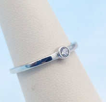 Load image into Gallery viewer, Dainty Circle Bezel Ring - Sterling Silver