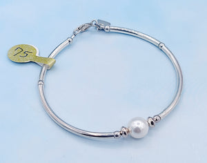 Soft Cape Cod Bracelet with Pearl Center - Sterling Silver