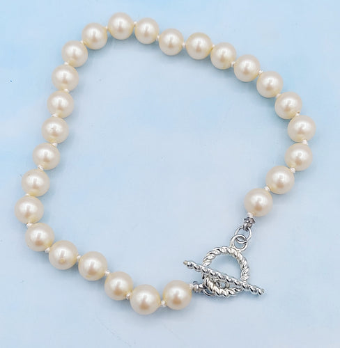 Vintage Pearl Toggle Bracelet