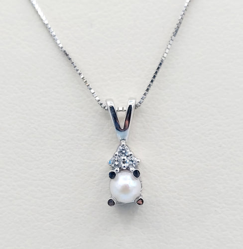 Pearl and Diamond Necklace - 14K White Gold