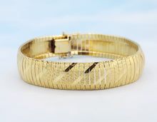 Load image into Gallery viewer, Polished and Diamond Cut Wide Omega Estate Bracelet - 14K Gold