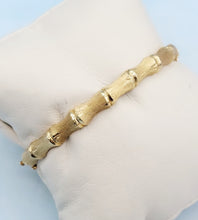 Load image into Gallery viewer, Bamboo Style Estate Bangle - 14K Gold