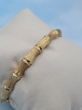 Load image into Gallery viewer, Bamboo Style Estate Bangle - 14K Gold