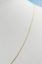 Load image into Gallery viewer, 18&quot; Thin Yellow Gold Razza Chain - 14K