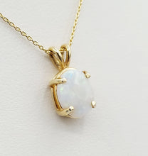 Load image into Gallery viewer, Opal Pendant &amp; Cable Chain - 14K Yellow Gold