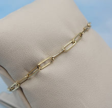 Load image into Gallery viewer, Classic 14k Paperclip Bracelet - 14K Yellow Gold