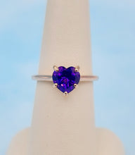 Load image into Gallery viewer, Amethyst Heart Ring - 10K Rose Gold
