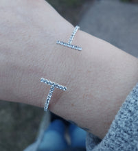 Load image into Gallery viewer, Flex T Style Bangle