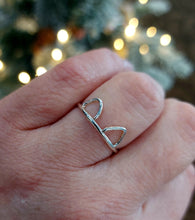 Load image into Gallery viewer, Cat Ears Ring