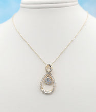 Load image into Gallery viewer, Dancing Diamond Necklace - 14K Gold