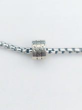 Load image into Gallery viewer, MUM Bead with Flowers