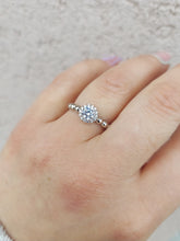 Load image into Gallery viewer, Clear CZ Beaded Ring - Sterling Silver