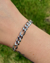 Load image into Gallery viewer, 8" Thick Figaro Bracelet - 14K White Gold