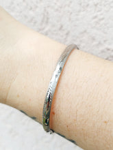 Load image into Gallery viewer, Diamond Cut Bangle Bangle - 14K White Gold