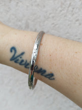 Load image into Gallery viewer, Diamond Cut Bangle Bangle - 14K White Gold