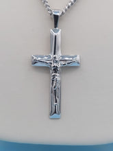 Load image into Gallery viewer, Crucifix Cross w/Cuban Chain - Sterling Silver